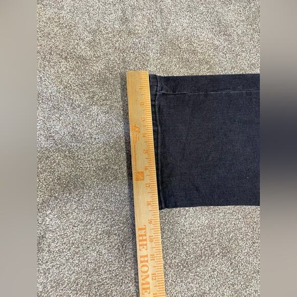 Classic Black Levi’s Ribcage Straight Ankle jeans 28x27 Highwaisted button fly - Picture 12 of 12